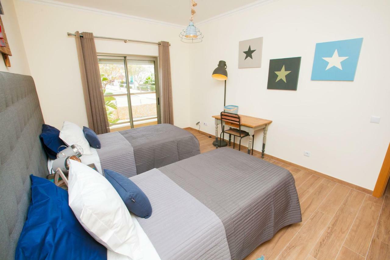 Modern Luxury Apartment Near Harbor Of Albufeira Buitenkant foto